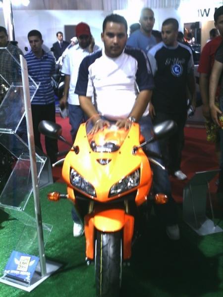 moi sur la honda 600